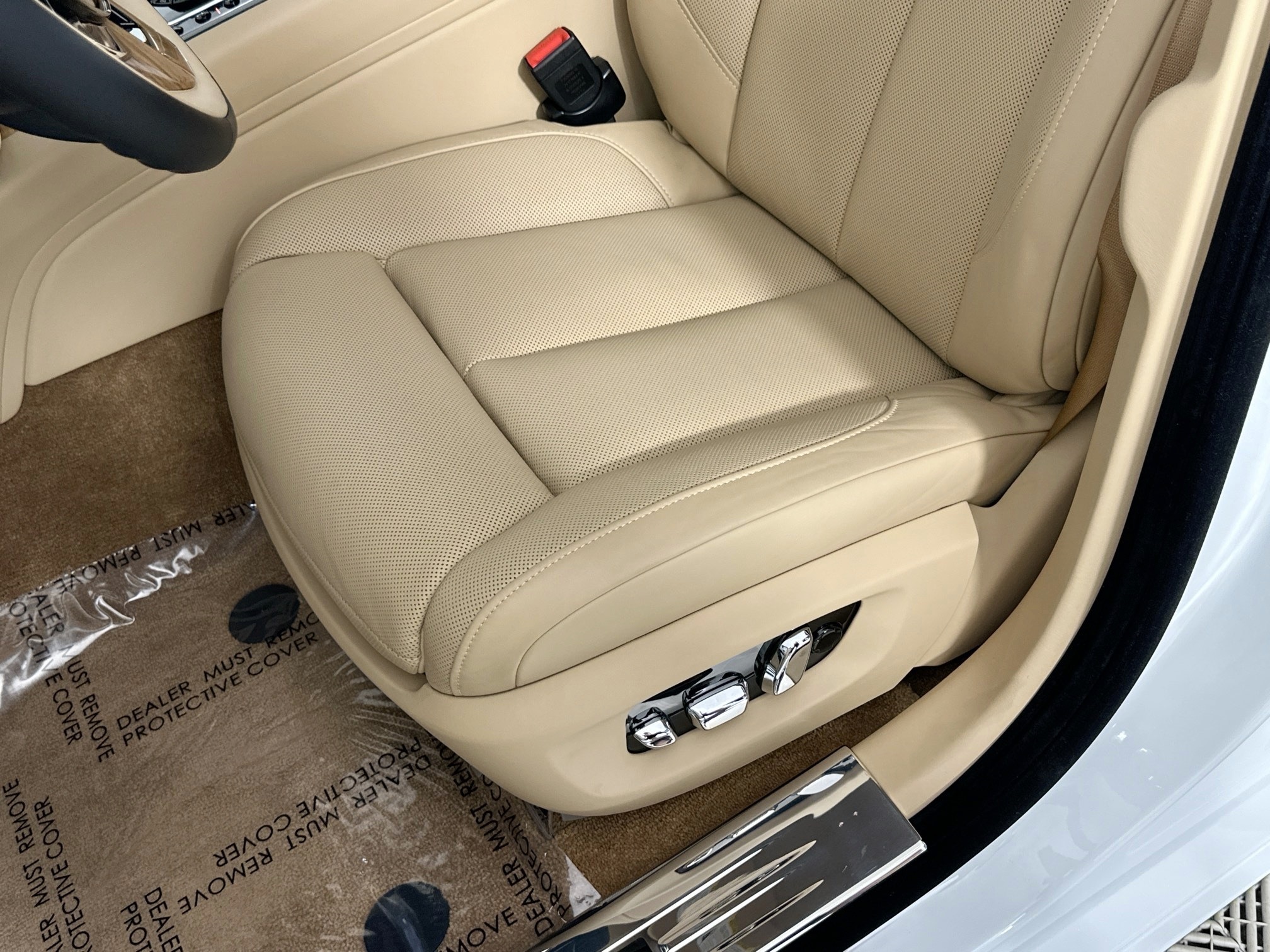 new 2025 Rolls-Royce Ghost car, priced at $521,350