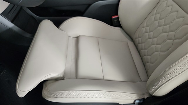 new 2025 Volvo EX90 car, priced at $91,820