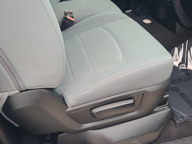 used 2019 Ram 1500 Classic car, priced at $19,000