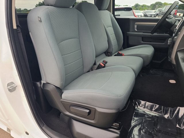 used 2019 Ram 1500 Classic car, priced at $19,000
