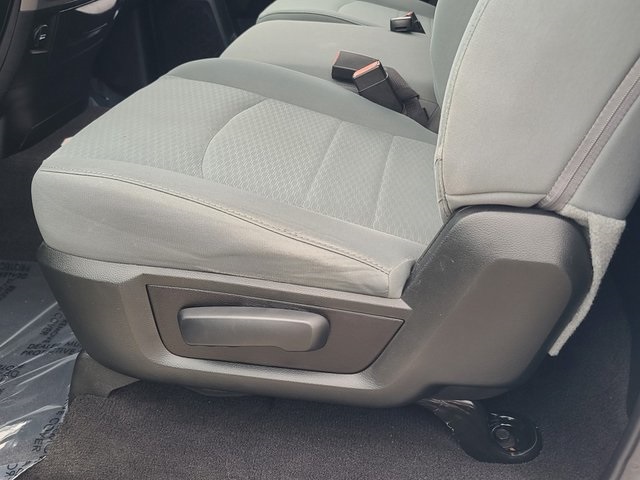 used 2019 Ram 1500 Classic car, priced at $19,000