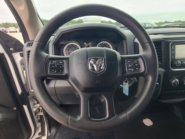 used 2019 Ram 1500 Classic car, priced at $19,000