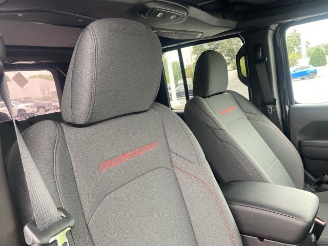 new 2025 Jeep Wrangler car, priced at $54,357
