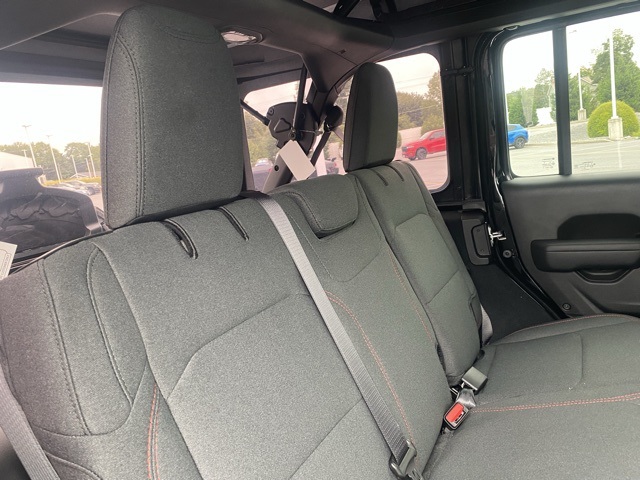 new 2025 Jeep Wrangler car, priced at $54,357
