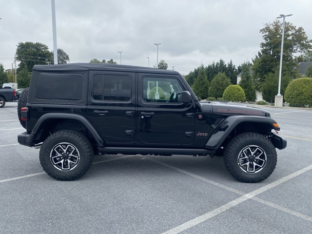 new 2025 Jeep Wrangler car, priced at $54,357