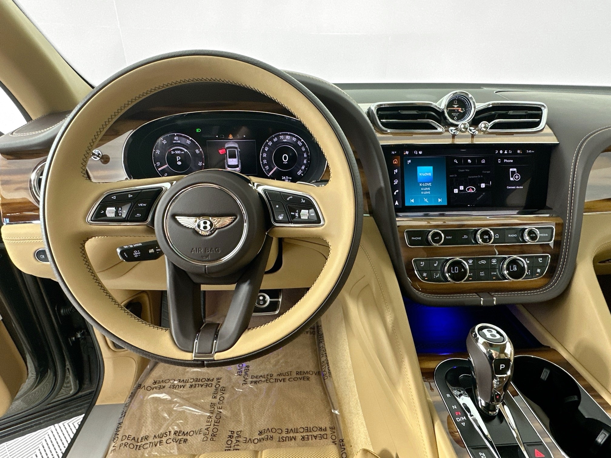new 2025 Bentley Bentayga car