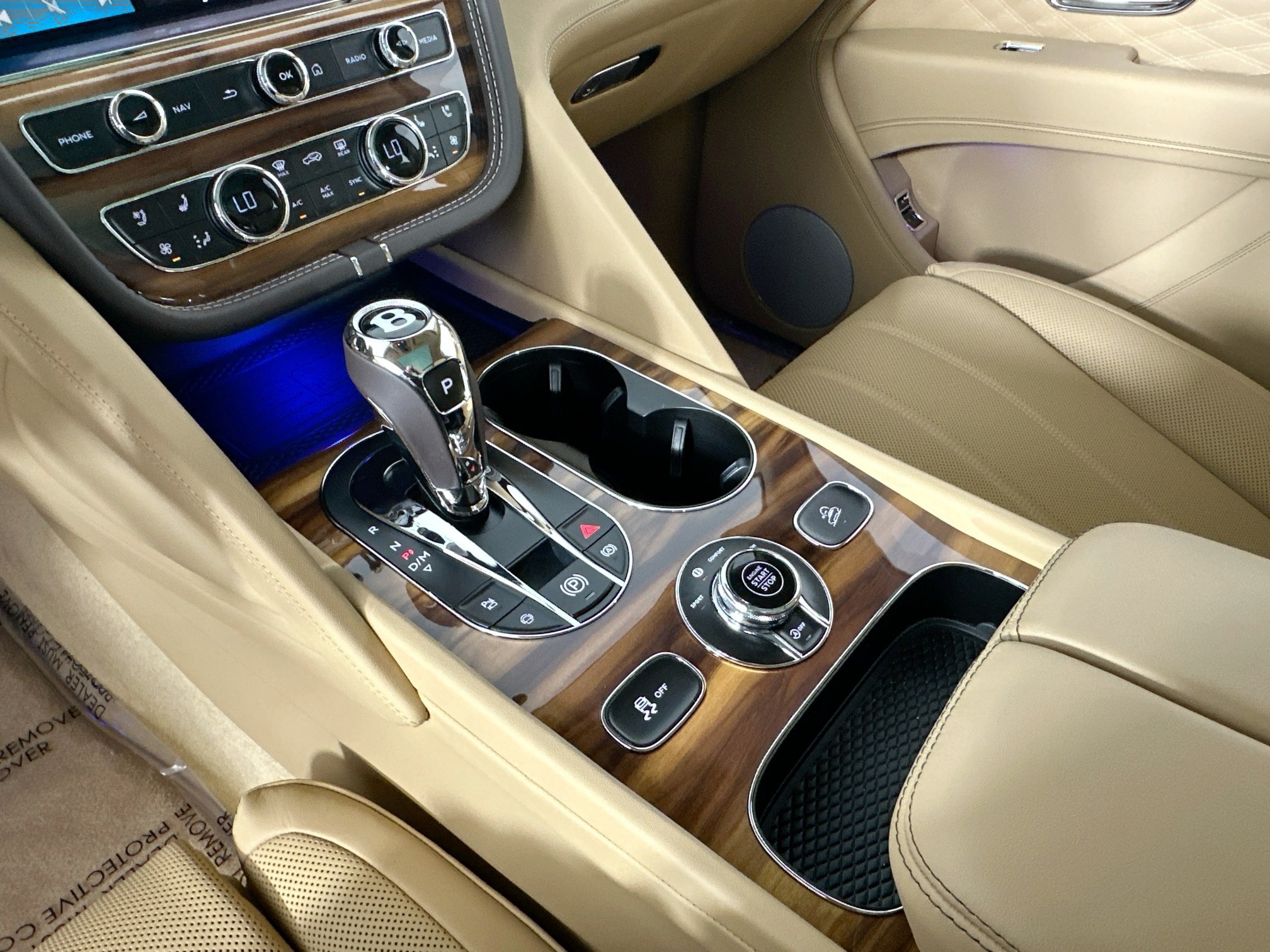 new 2025 Bentley Bentayga car