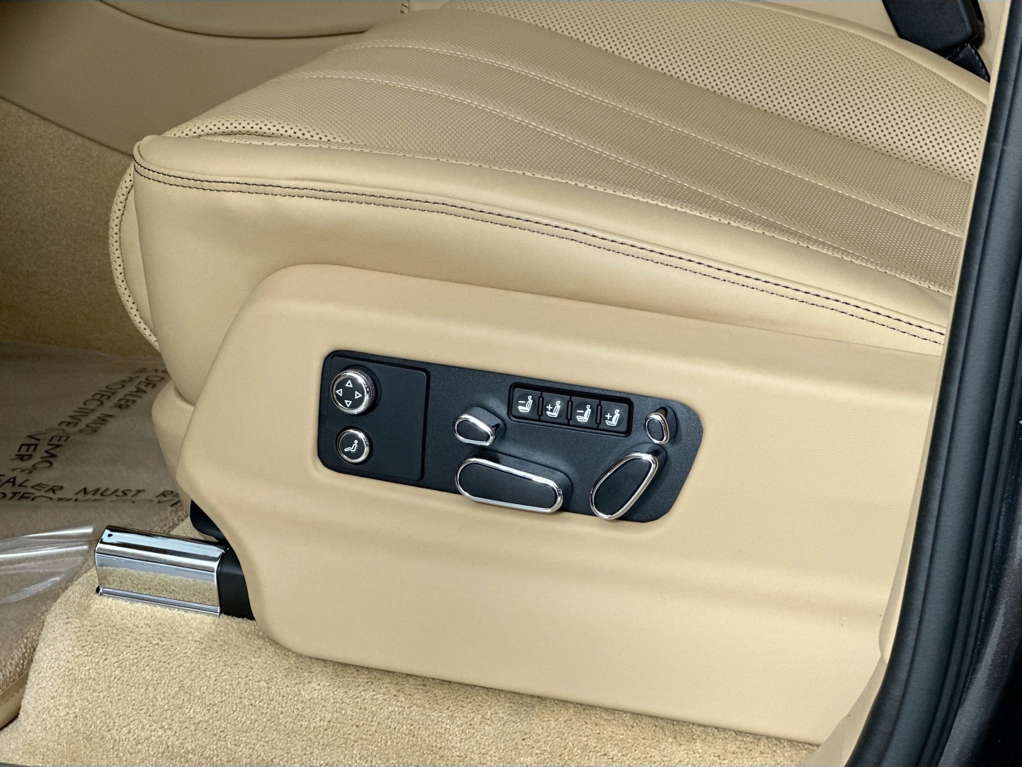 new 2025 Bentley Bentayga car