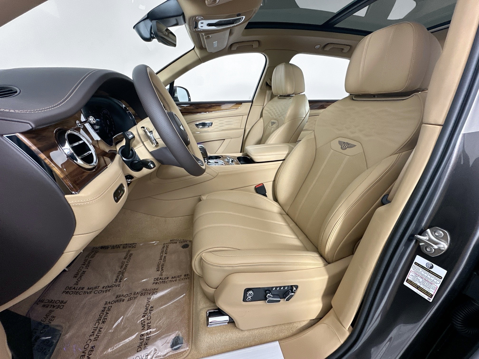 new 2025 Bentley Bentayga car