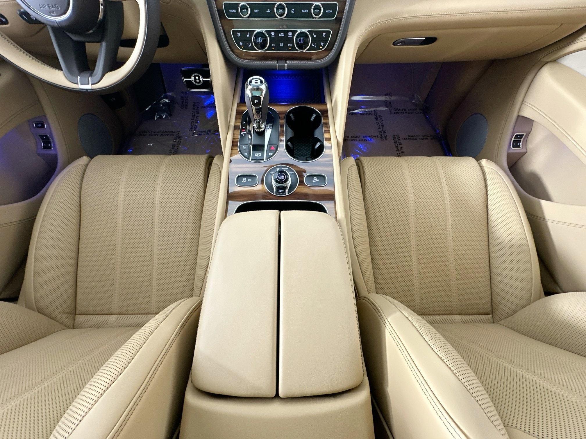 new 2025 Bentley Bentayga car