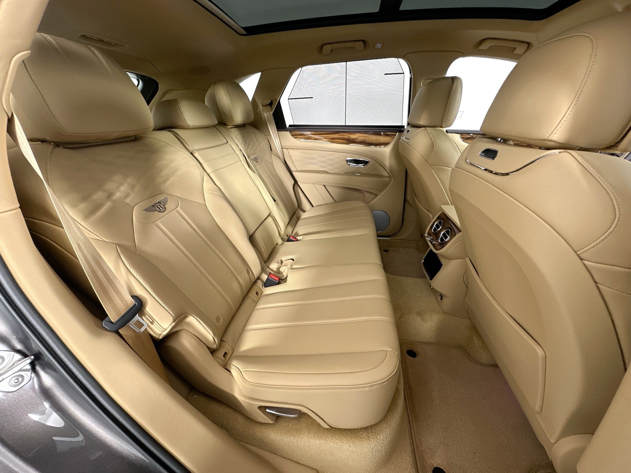 new 2025 Bentley Bentayga car