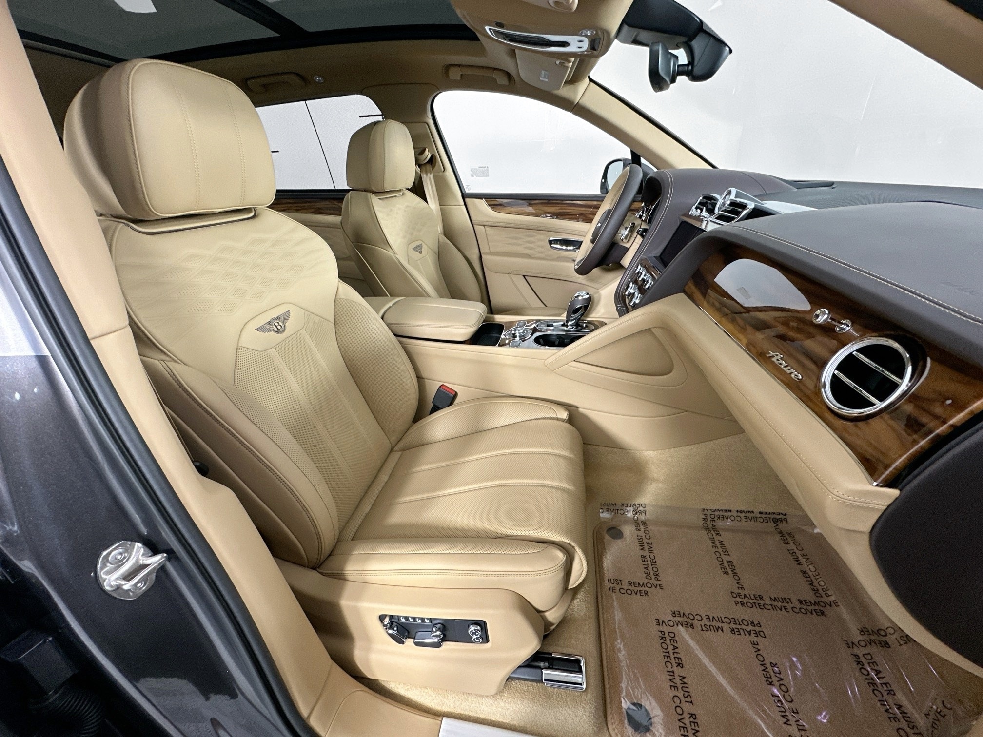 new 2025 Bentley Bentayga car