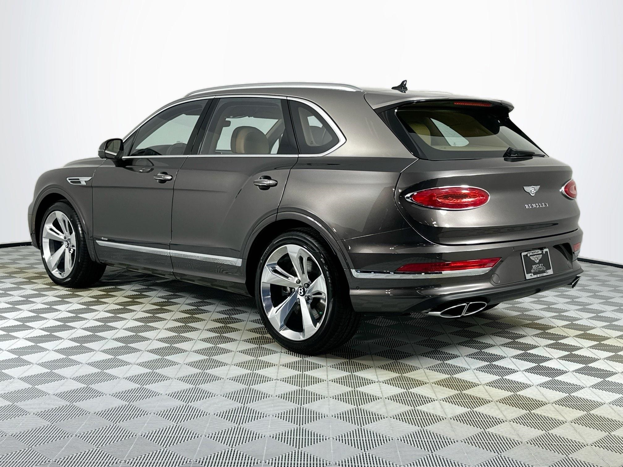 new 2025 Bentley Bentayga car
