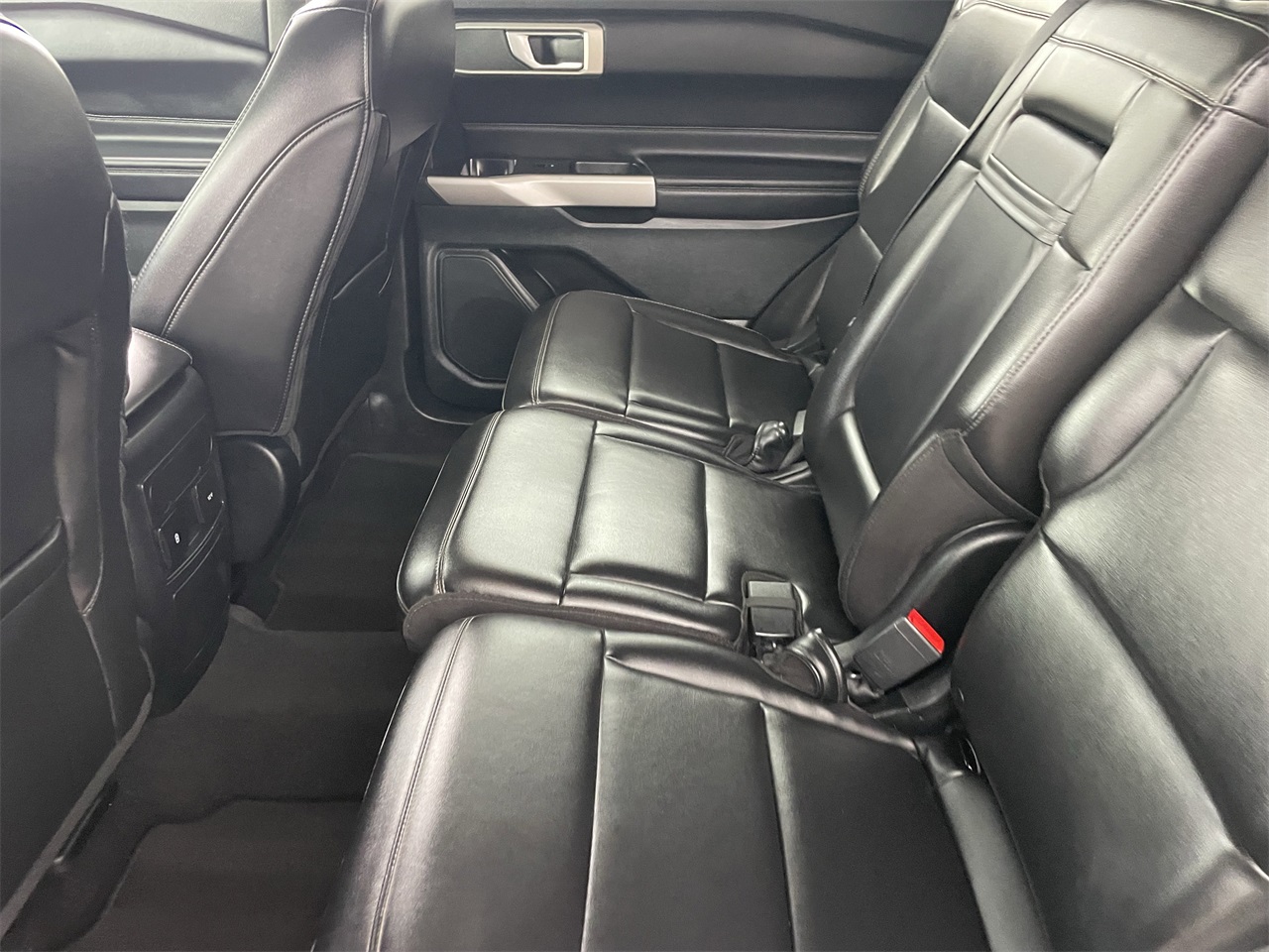 used 2023 Ford Explorer car, priced at $29,999