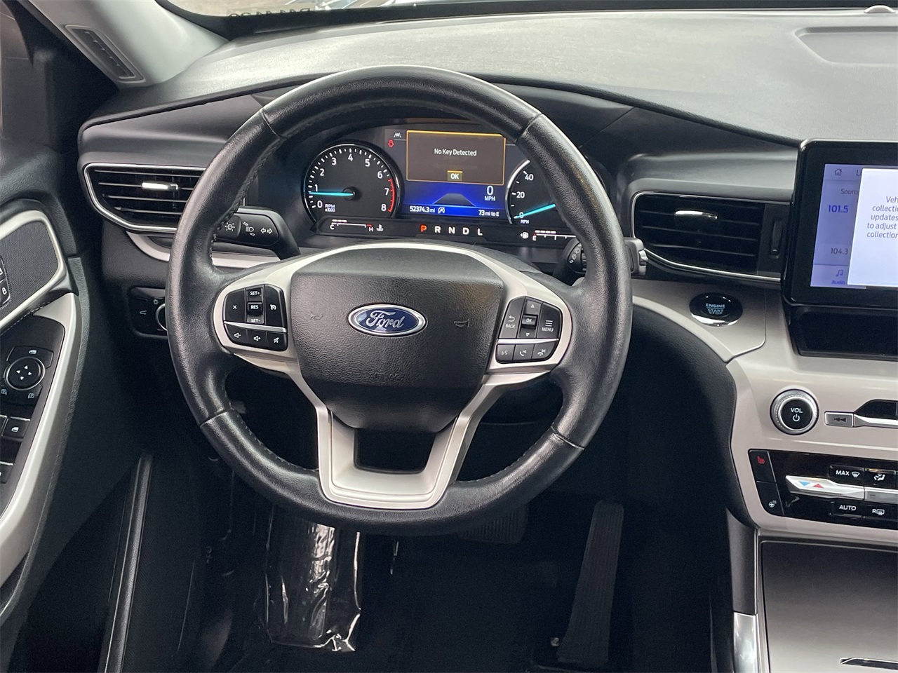 used 2023 Ford Explorer car, priced at $29,999