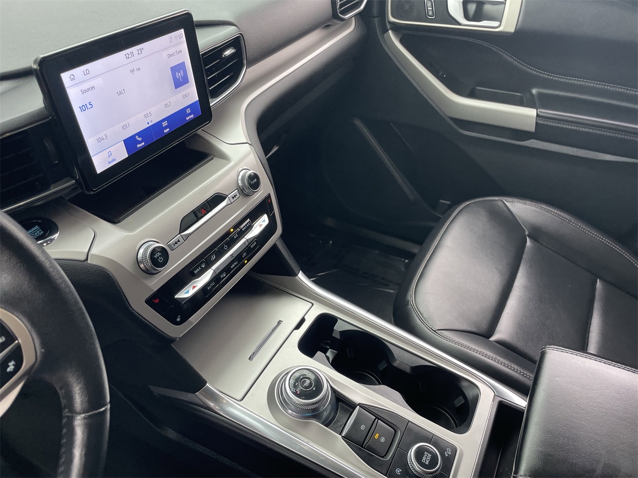 used 2023 Ford Explorer car, priced at $29,999