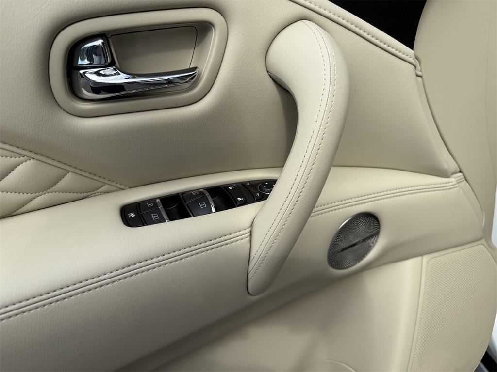 used 2024 INFINITI QX80 car, priced at $61,599