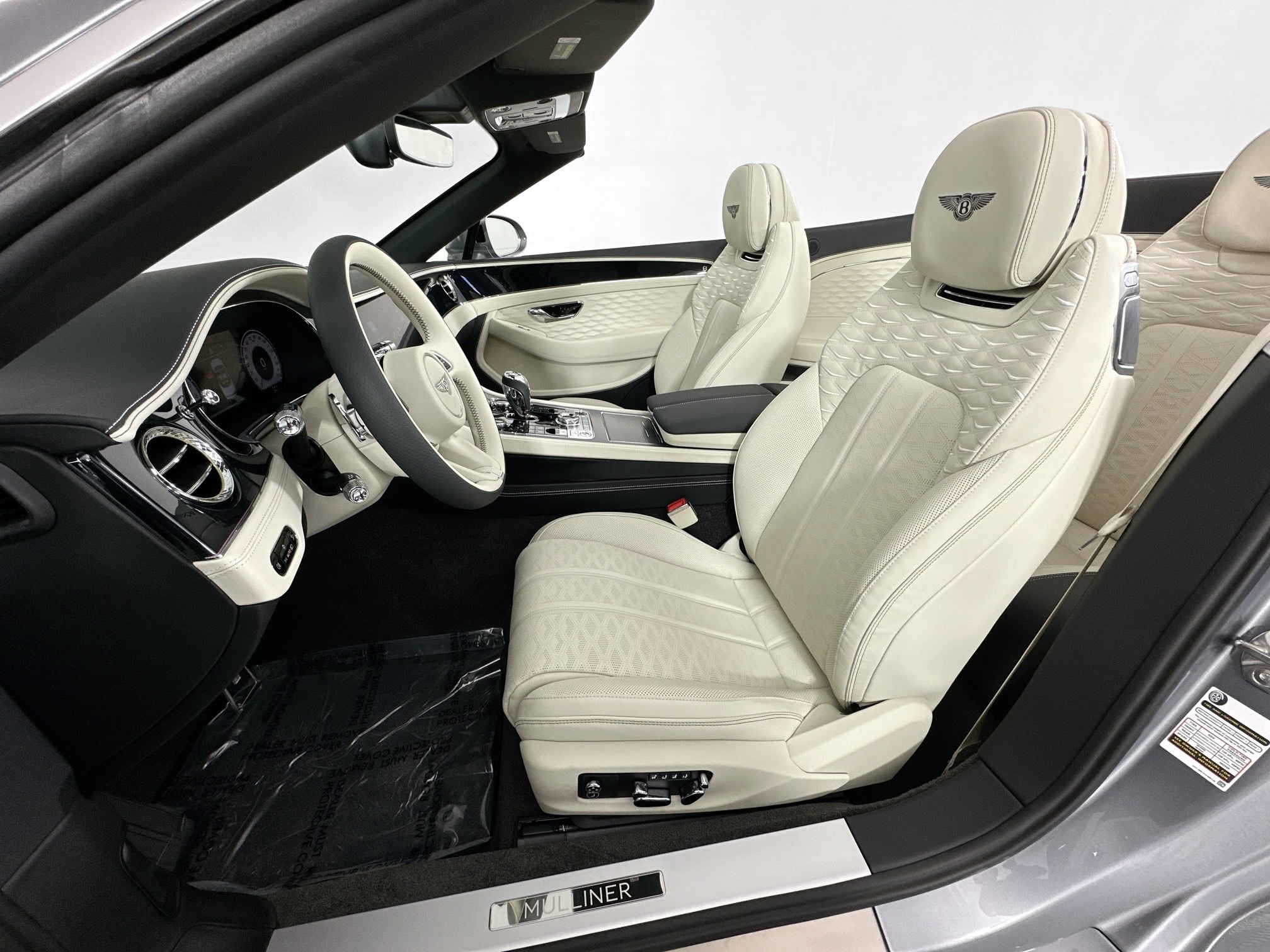 new 2025 Bentley Continental GTC car