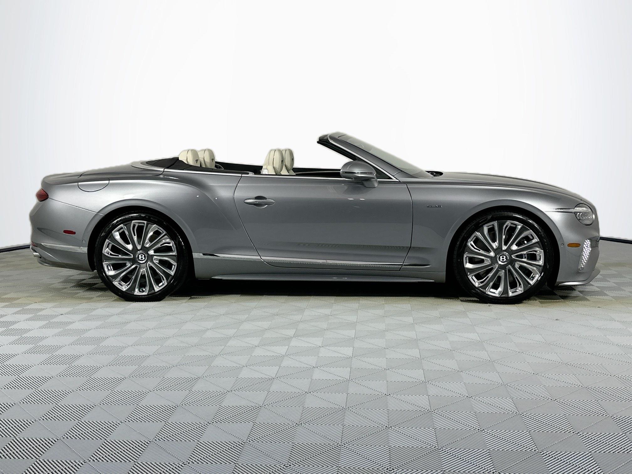 new 2025 Bentley Continental GTC car