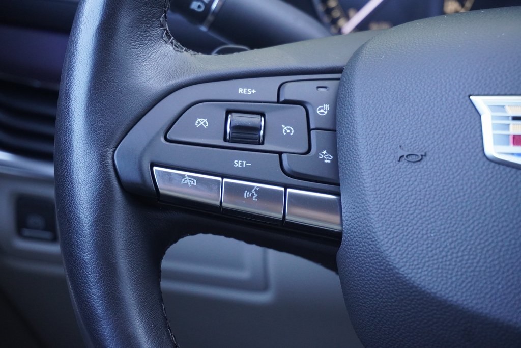used 2022 Cadillac XT4 car, priced at $23,300