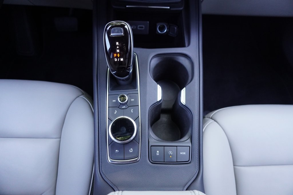 used 2022 Cadillac XT4 car, priced at $23,300