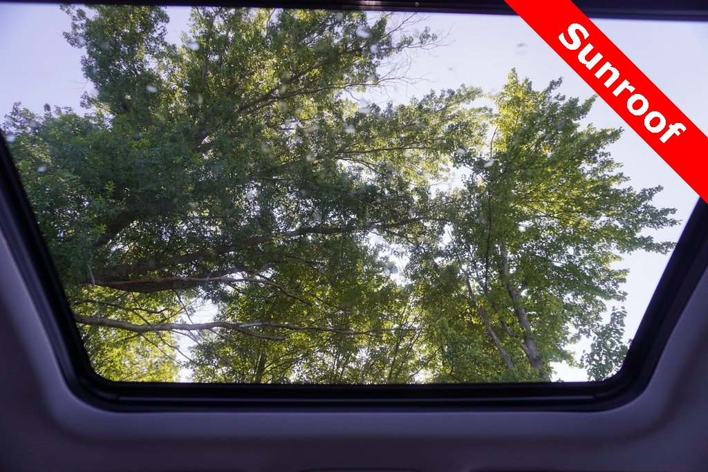 used 2022 Cadillac XT4 car, priced at $23,300