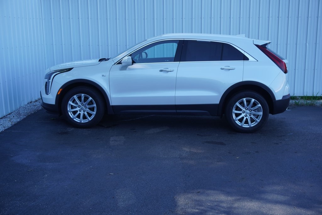 used 2022 Cadillac XT4 car, priced at $23,300