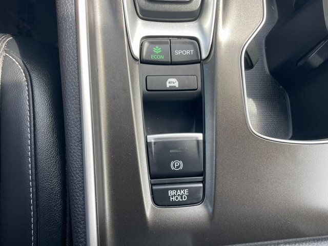 used 2022 Honda Accord Hybrid car, priced at $27,383