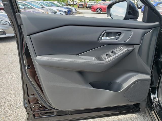 new 2025 Nissan Rogue car, priced at $30,877