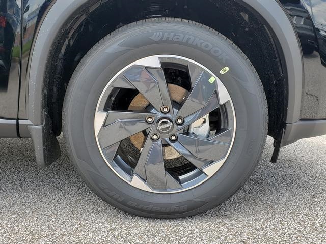 new 2025 Nissan Rogue car, priced at $30,877