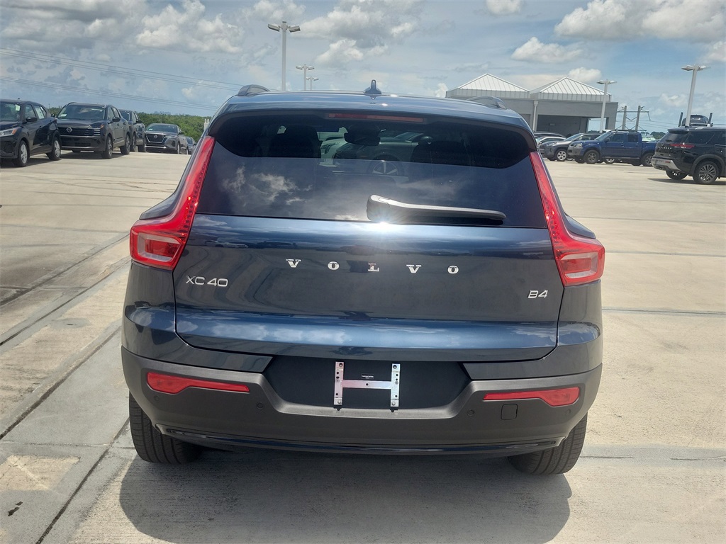 new 2026 Volvo XC40 car, priced at $47,800