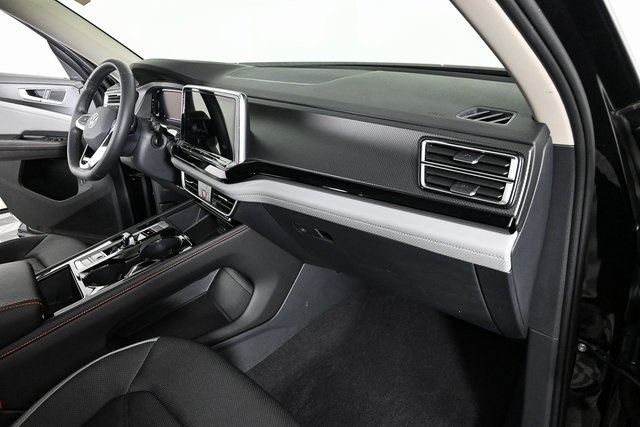 used 2024 Volkswagen Atlas car, priced at $38,800