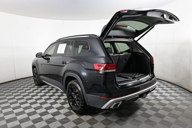 used 2024 Volkswagen Atlas car, priced at $38,800