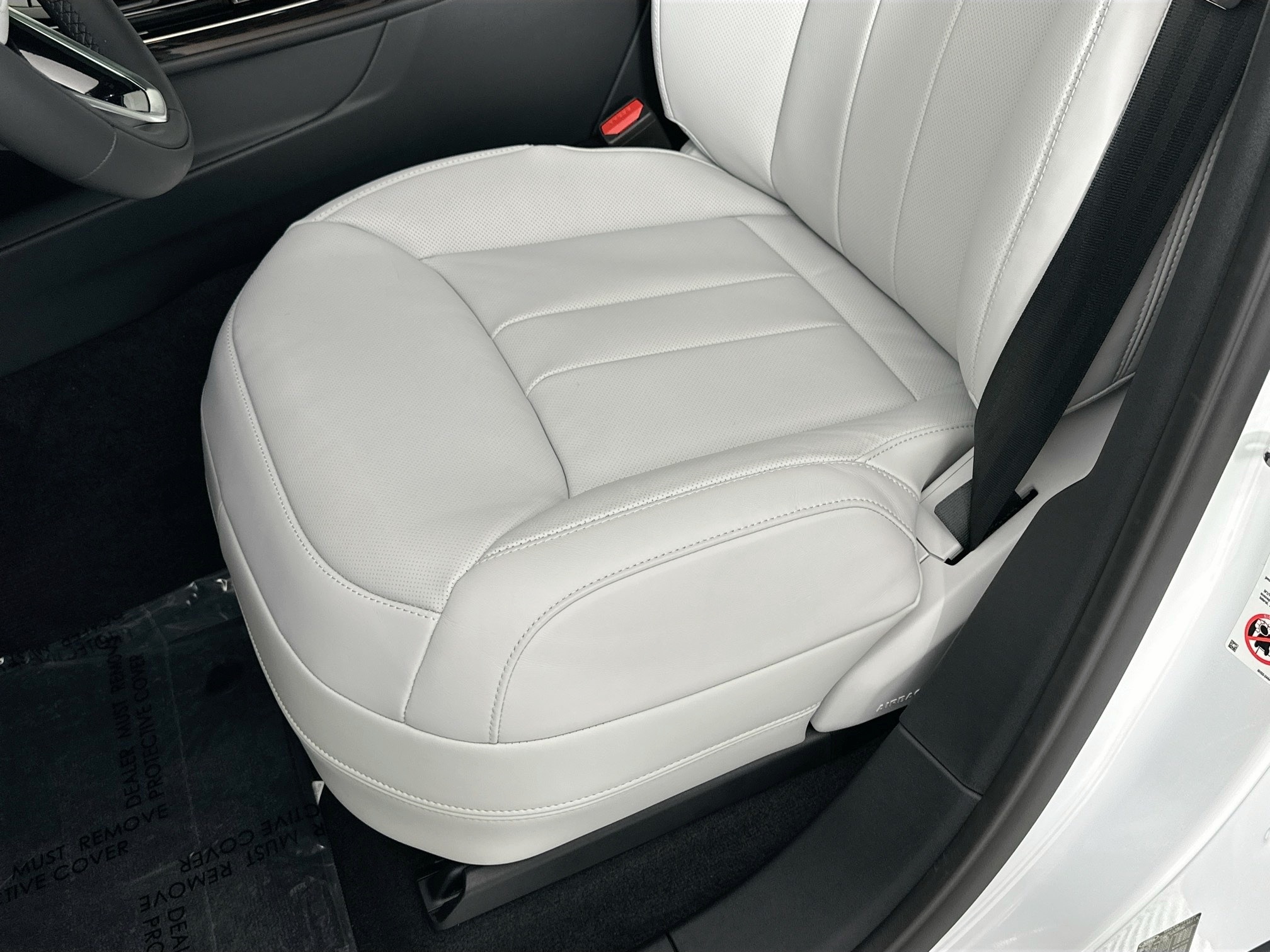 new 2025 Land Rover Range Rover Sport car, priced at $93,625