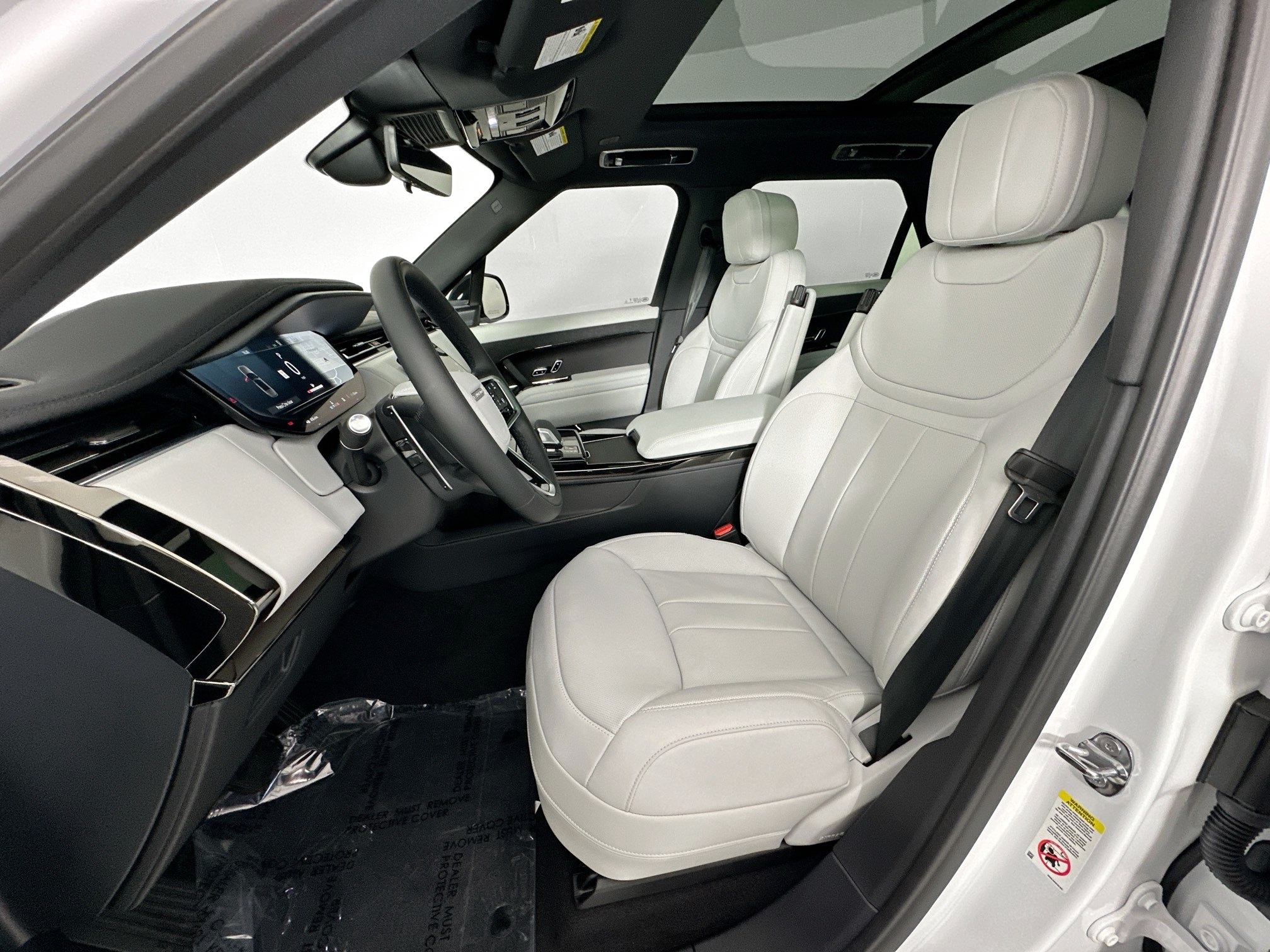 new 2025 Land Rover Range Rover Sport car, priced at $93,625