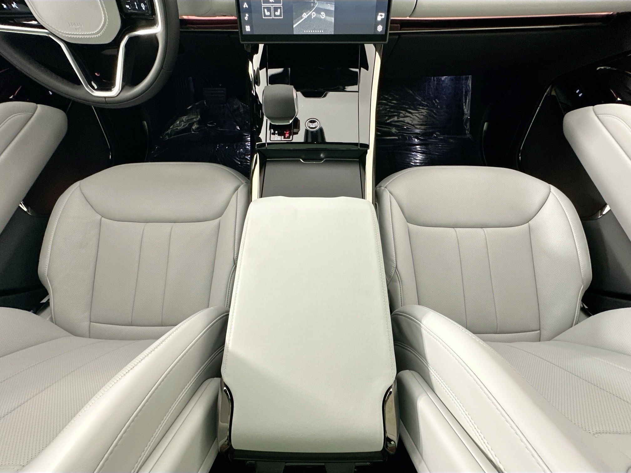 new 2025 Land Rover Range Rover Sport car, priced at $93,625