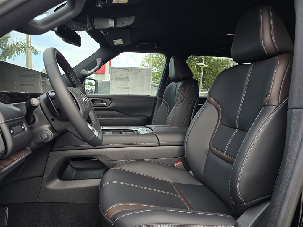 new 2025 Nissan Armada car, priced at $65,020