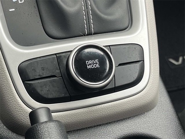 used 2022 Hyundai Venue car, priced at $19,888