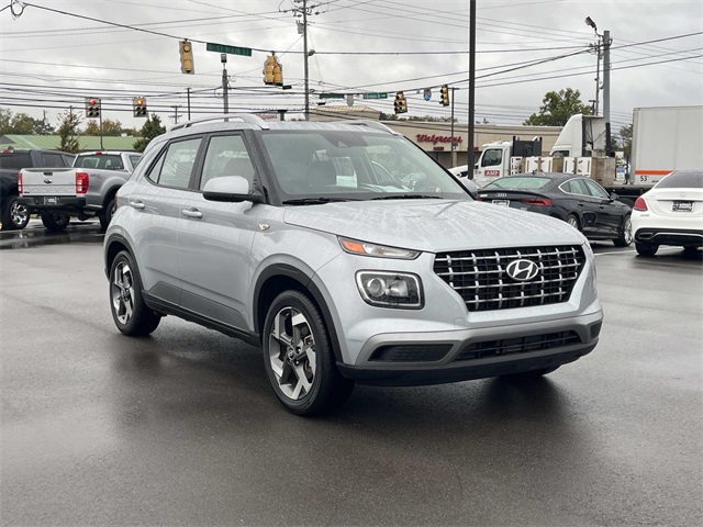 used 2022 Hyundai Venue car, priced at $19,888