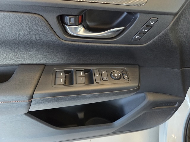 new 2026 Honda CR-V Hybrid car, priced at $42,075