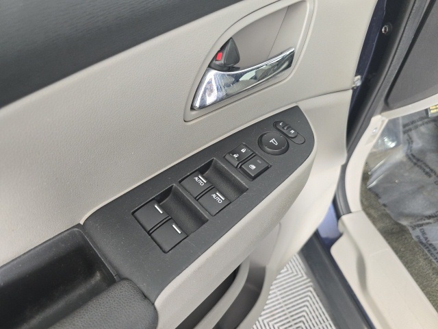 used 2015 Honda Odyssey car, priced at $11,322