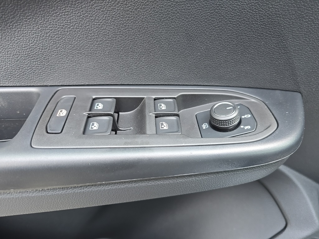 new 2025 Volkswagen Taos car, priced at $30,900