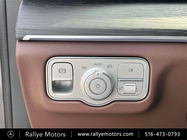 new 2025 Mercedes-Benz GLS car, priced at $100,730