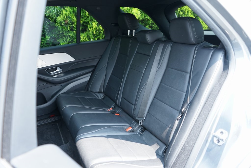 used 2022 Mercedes-Benz GLE car, priced at $35,995