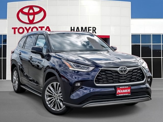 new 2025 Toyota Highlander Hybrid car, priced at $56,787