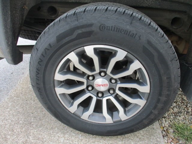 used 2014 GMC Sierra 1500 car, priced at $13,250