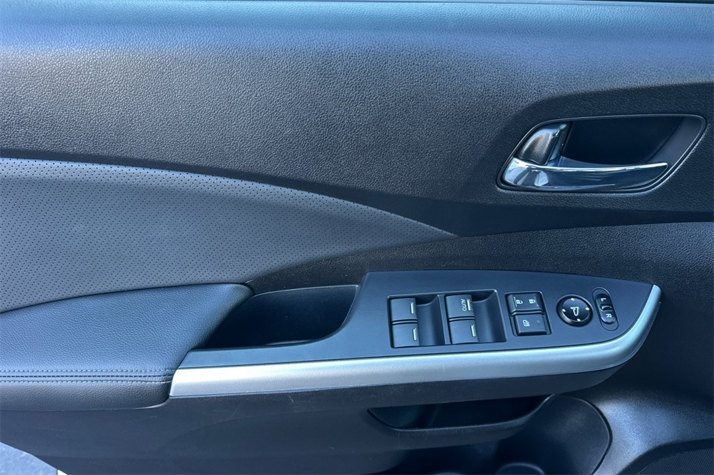 used 2016 Honda CR-V car, priced at $19,993