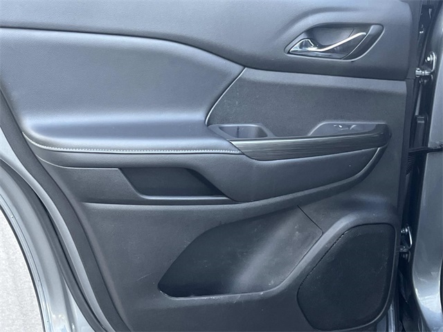 used 2022 GMC Acadia car, priced at $25,988