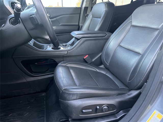 used 2022 GMC Acadia car, priced at $25,988