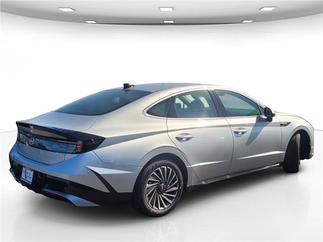new 2025 Hyundai Sonata Hybrid car, priced at $29,845